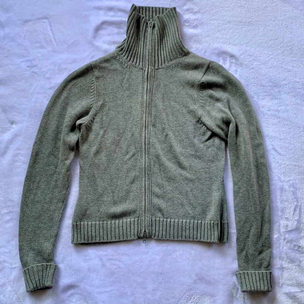 American Eagle Zip-Up Sweater Size Medium
